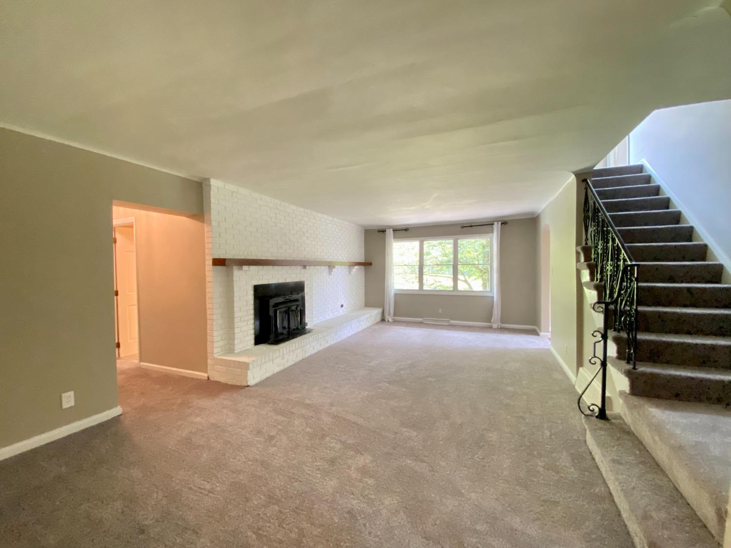 8525 Camargo Road
