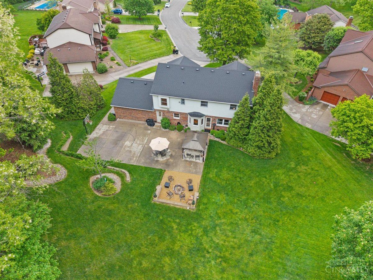 2001 Beechglen Court