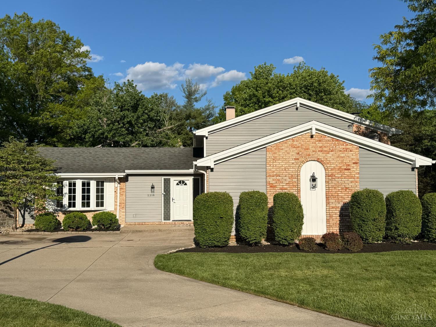5318 Chatelaine Court