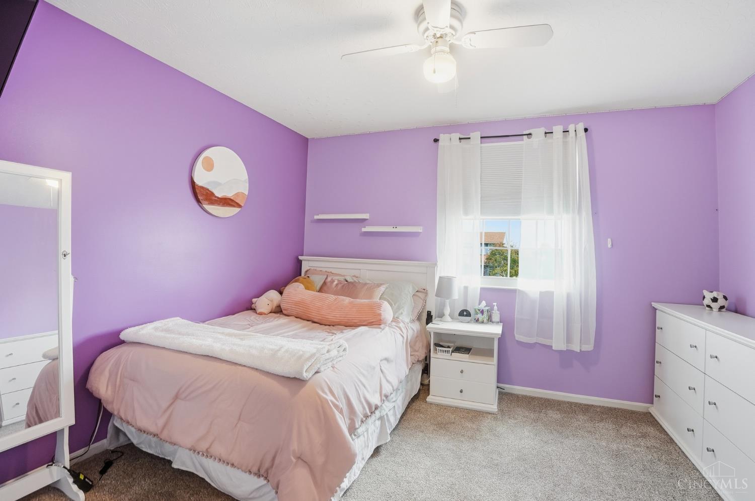 6023 Glennsbury Court