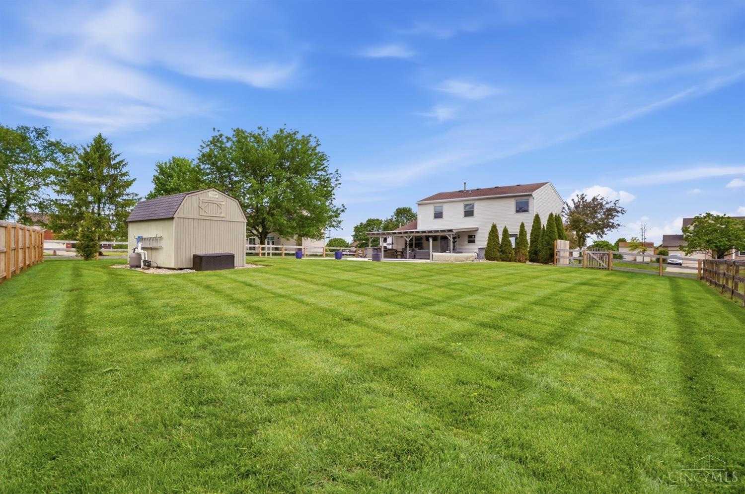 6023 Glennsbury Court
