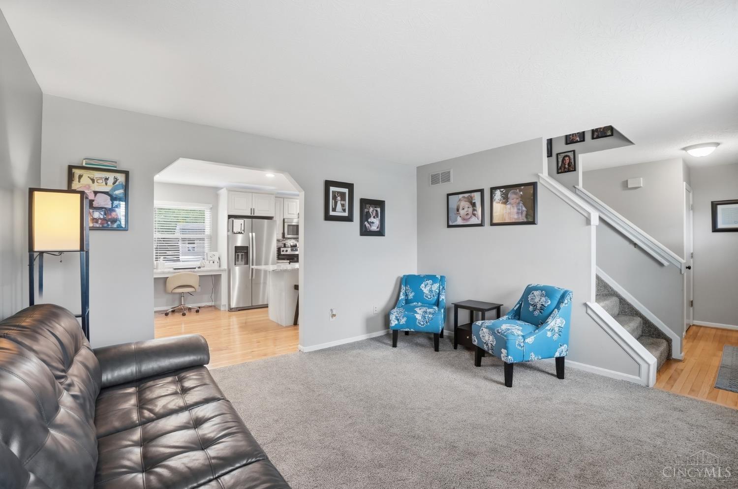 6023 Glennsbury Court