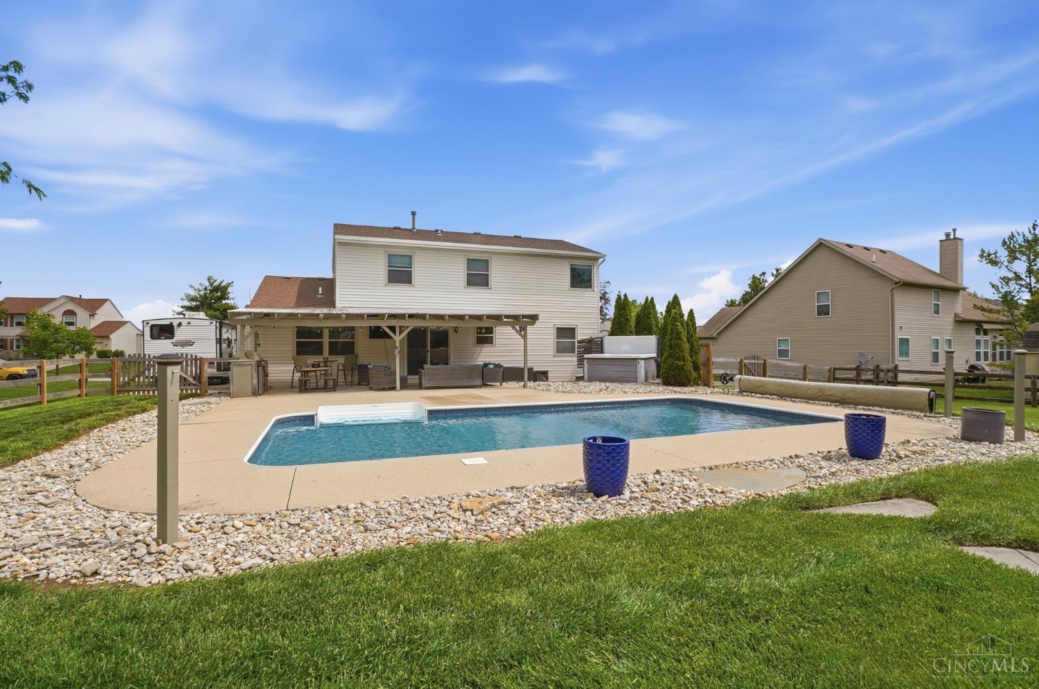 6023 Glennsbury Court