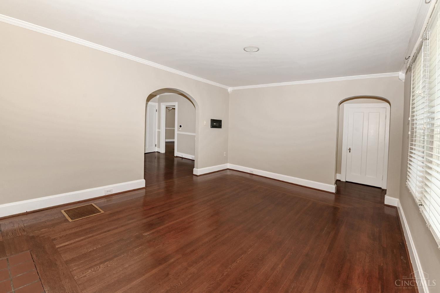 1128 Paxton Avenue