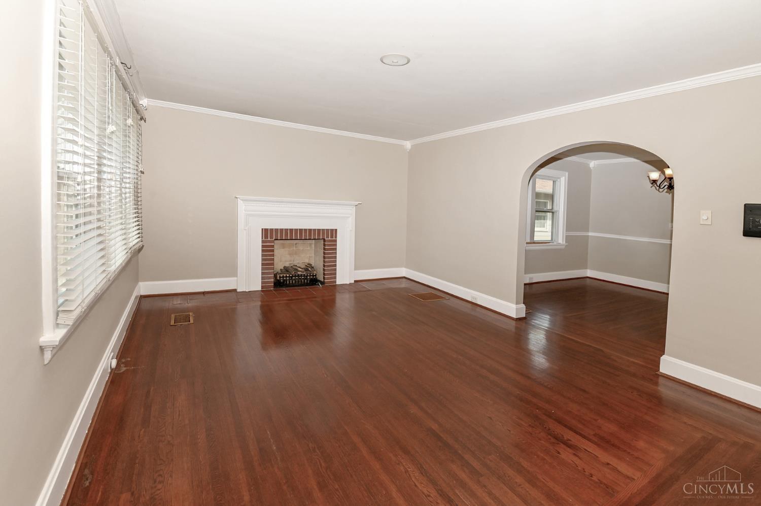 1128 Paxton Avenue