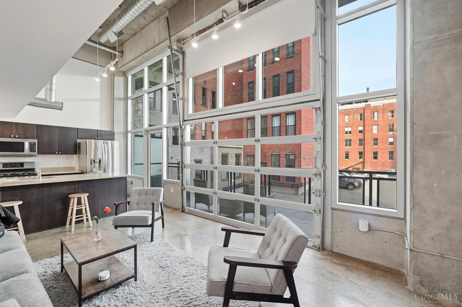 353 W 4th Street