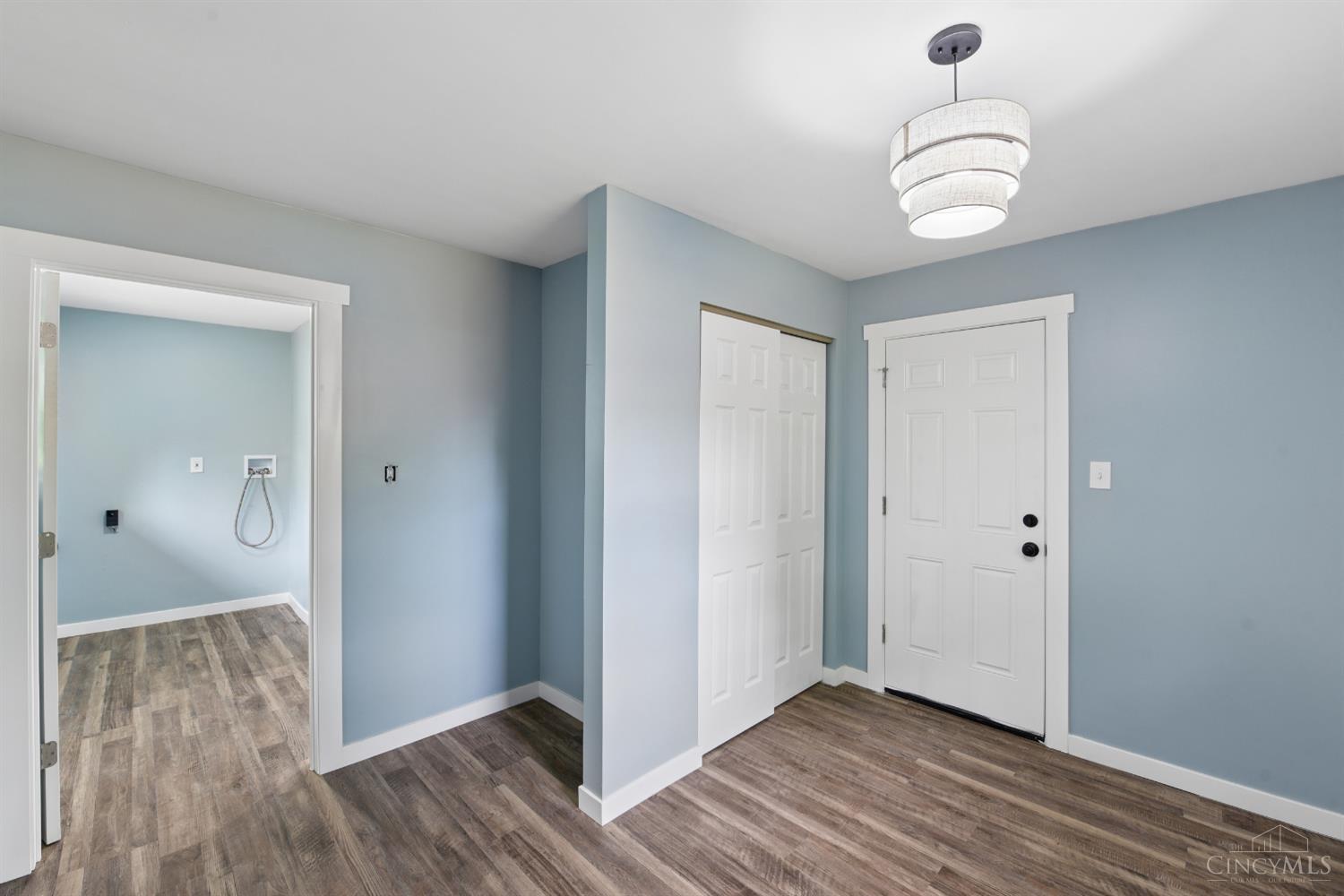 8707 Moonlight Lane