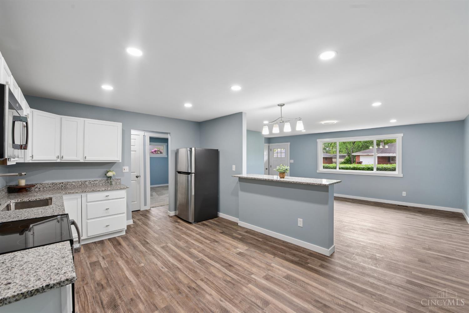 8707 Moonlight Lane