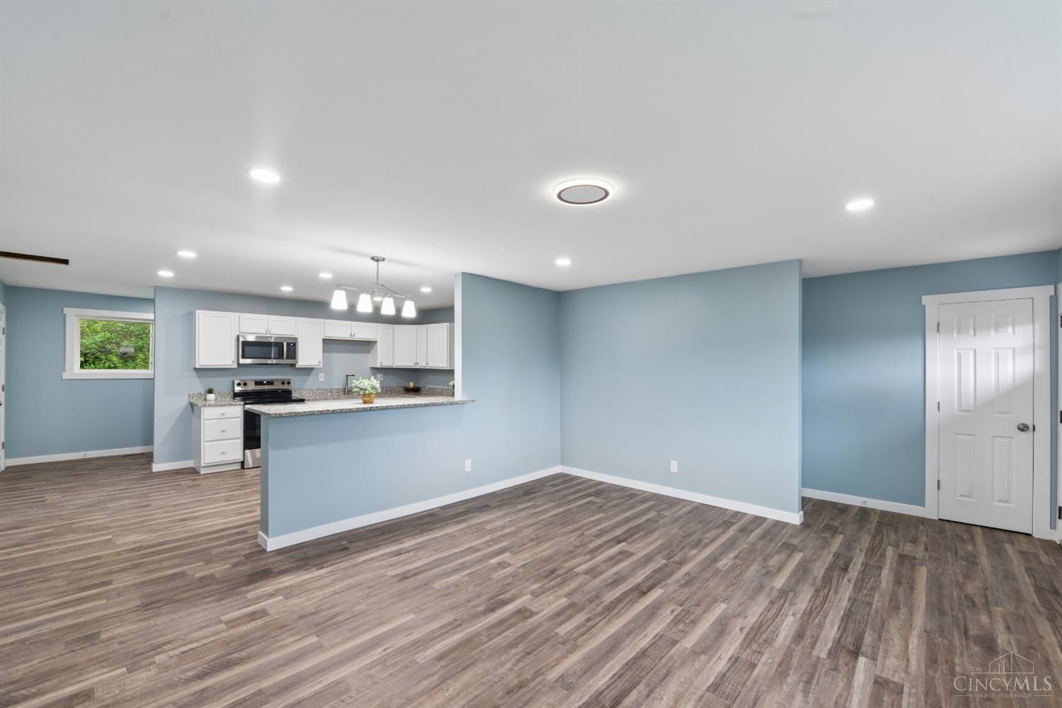 8707 Moonlight Lane