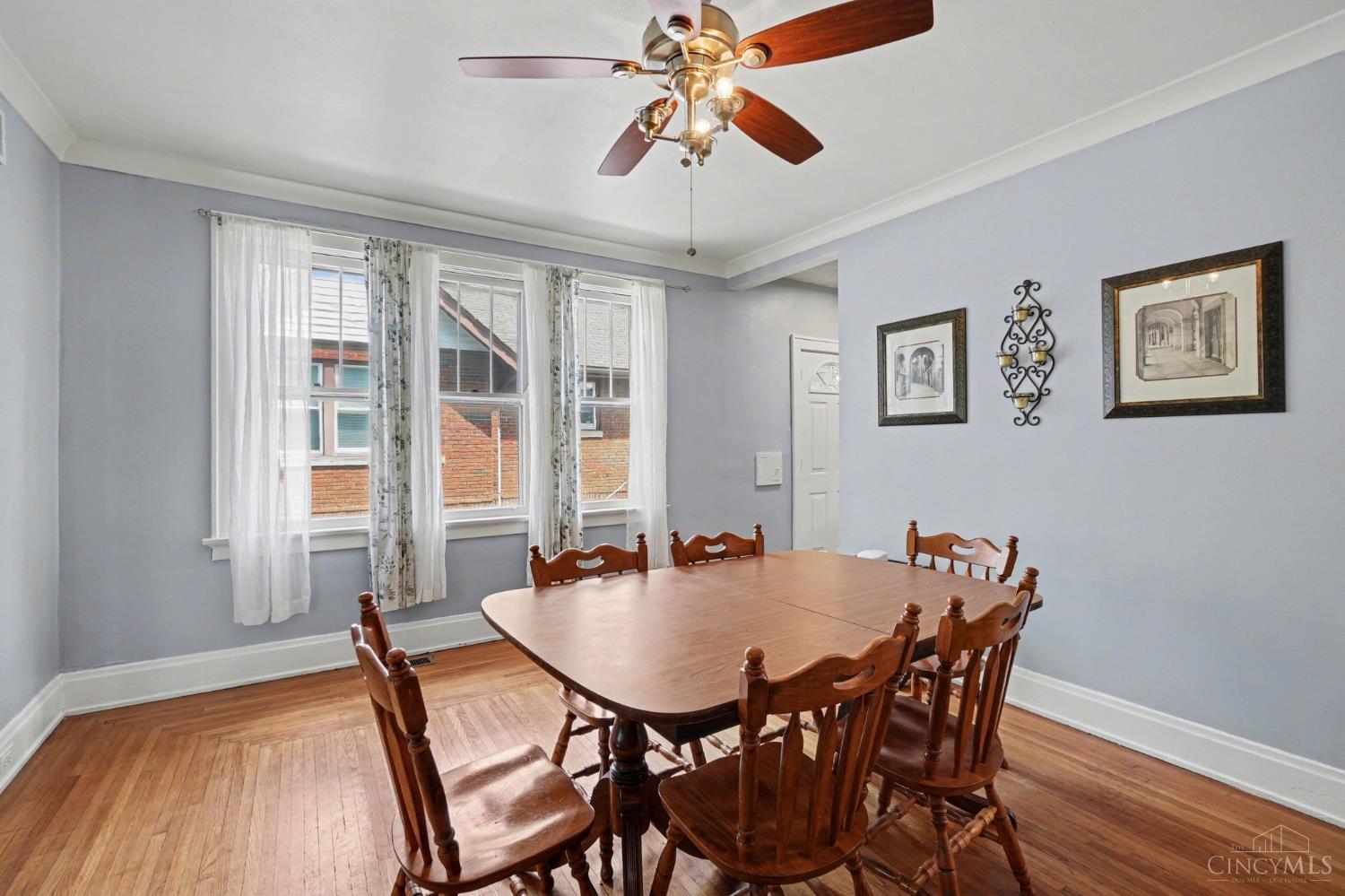 3231 E Darwin Avenue