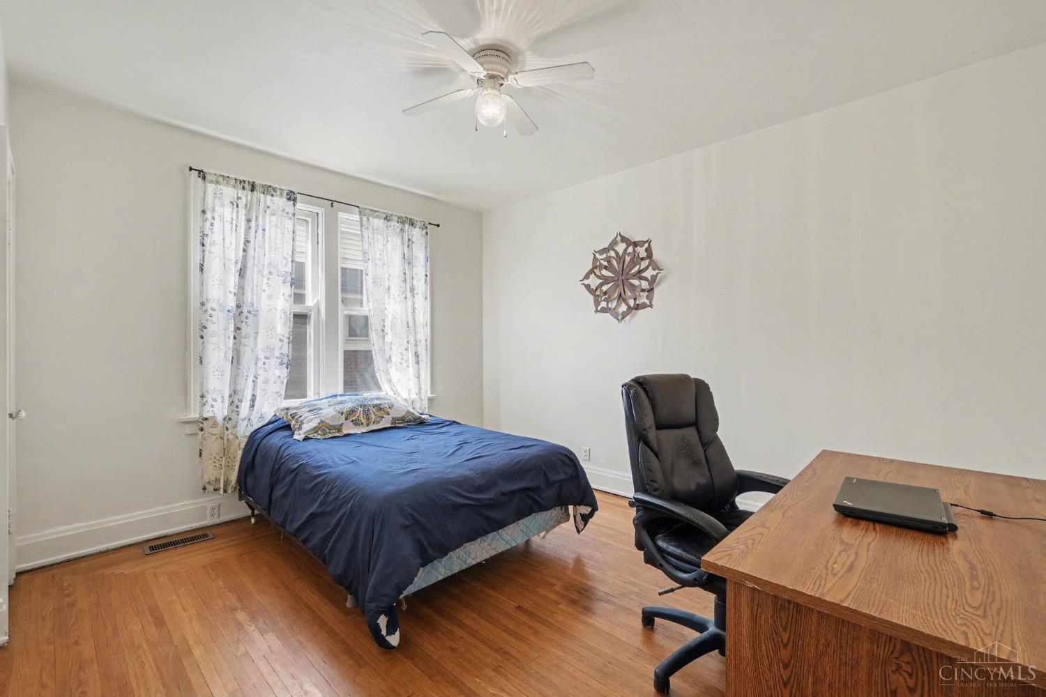 3231 E Darwin Avenue