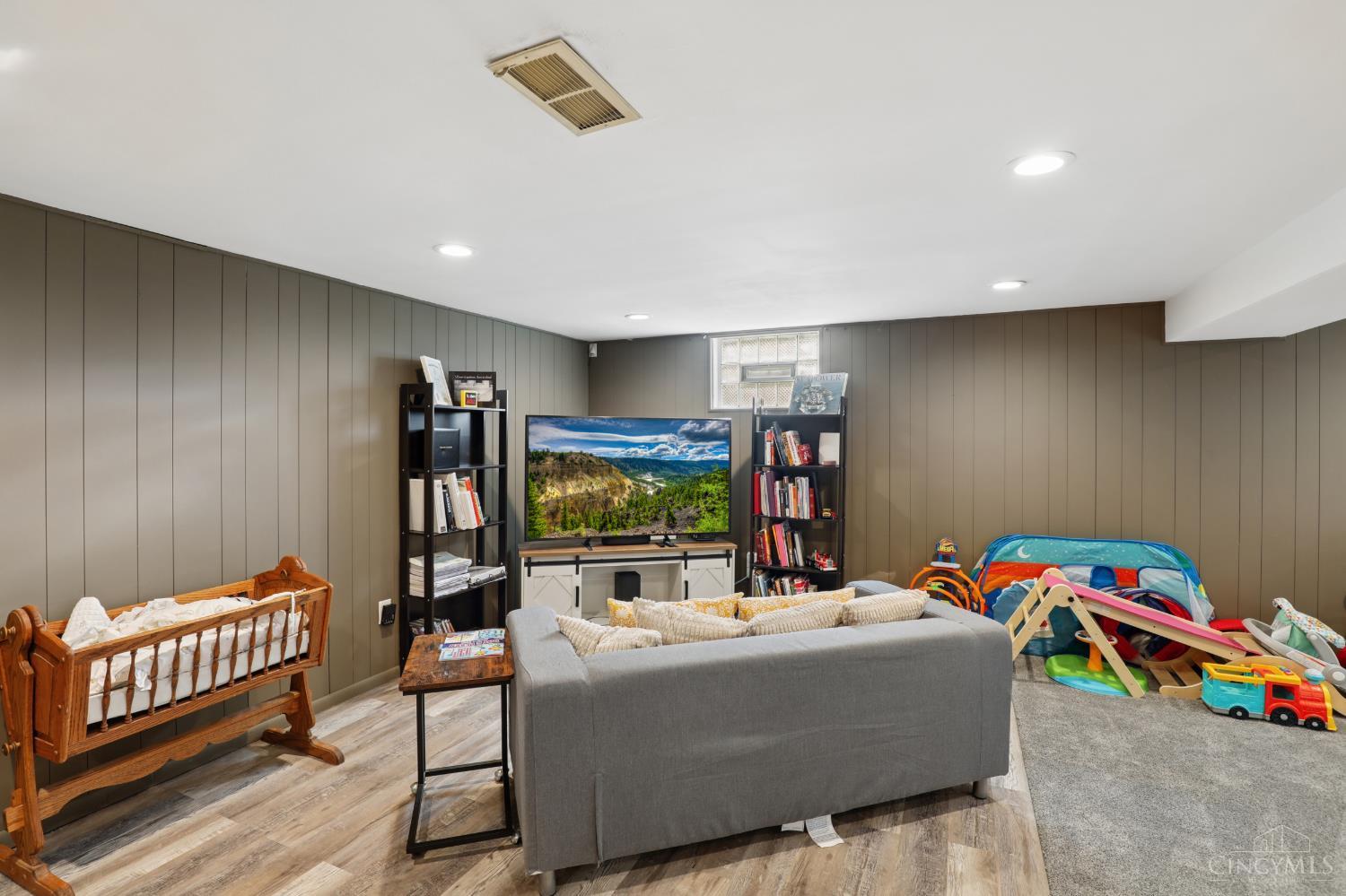 3385 Treasure Court
