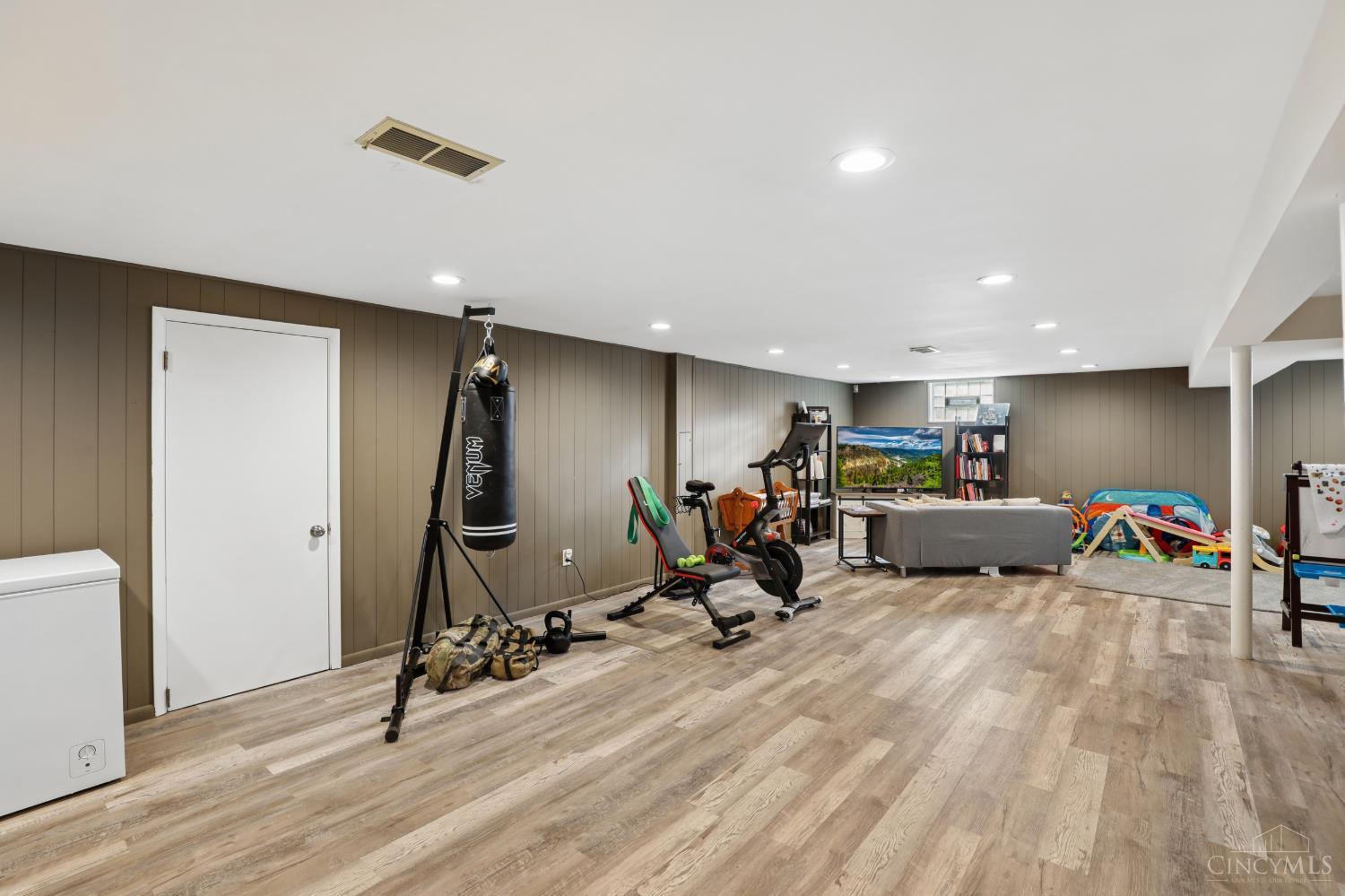 3385 Treasure Court