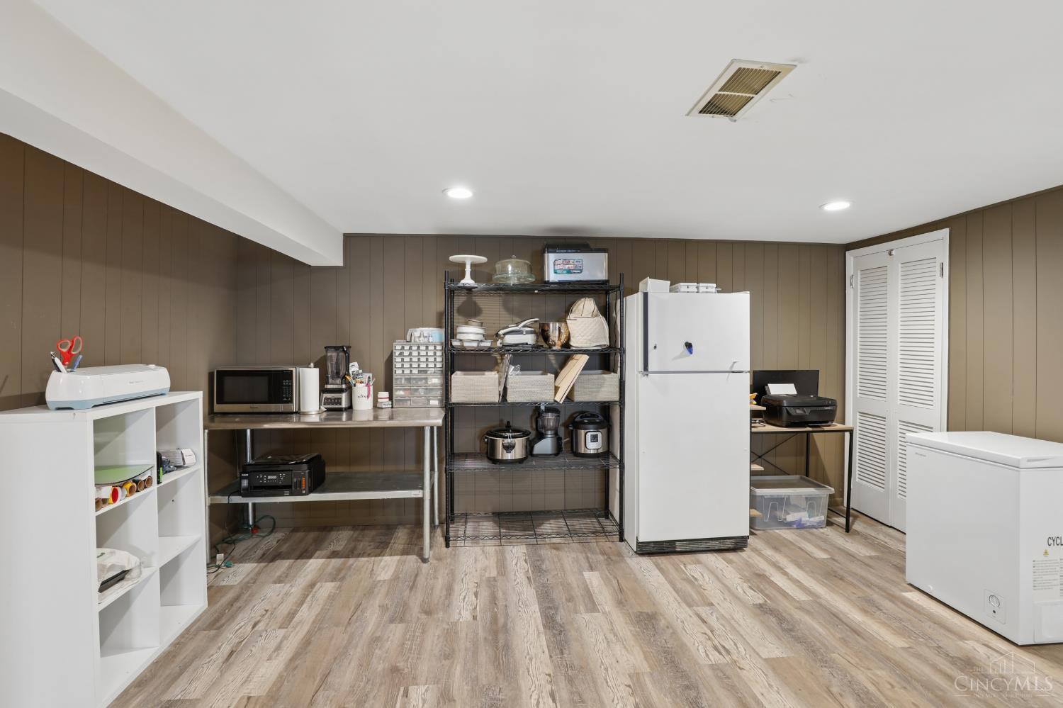 3385 Treasure Court