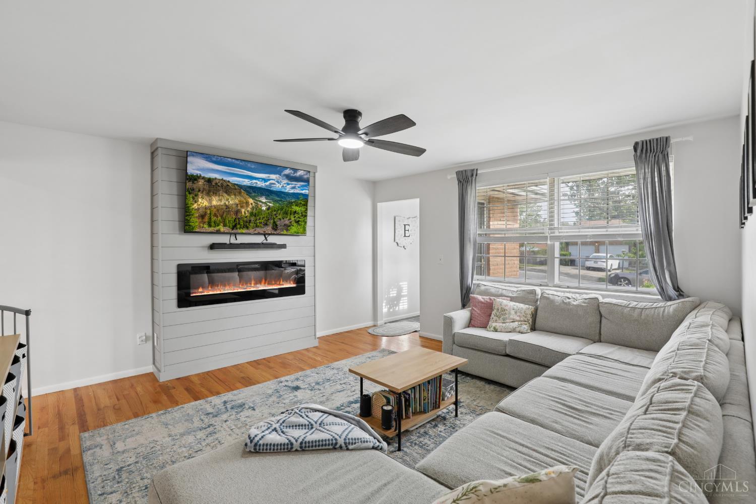 3385 Treasure Court