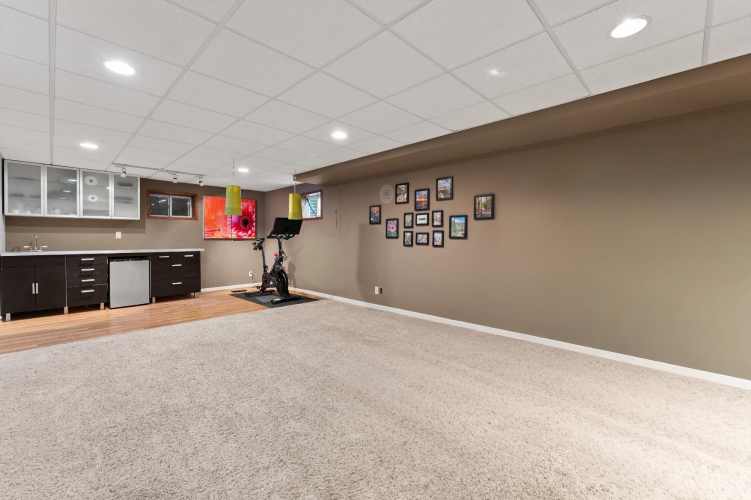 8586 Sunmont Drive
