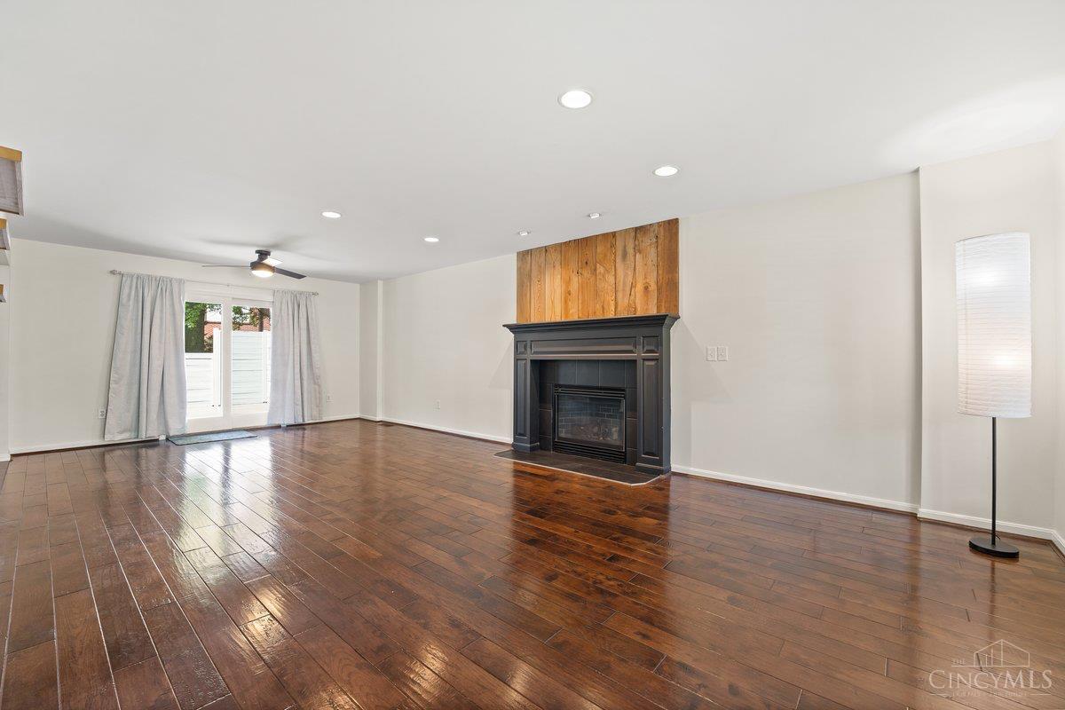 8586 Sunmont Drive