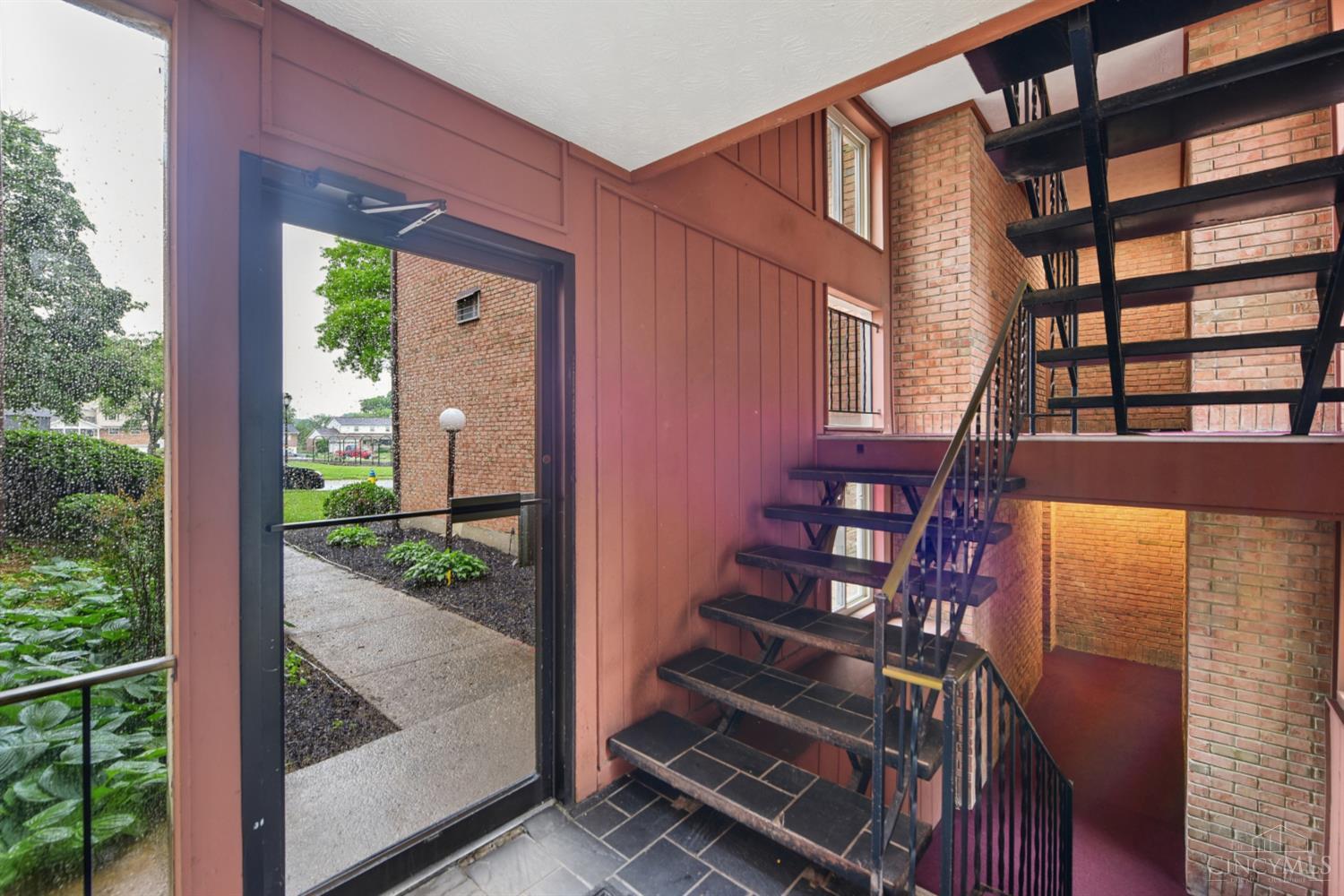 4808 Chalet Drive 1106