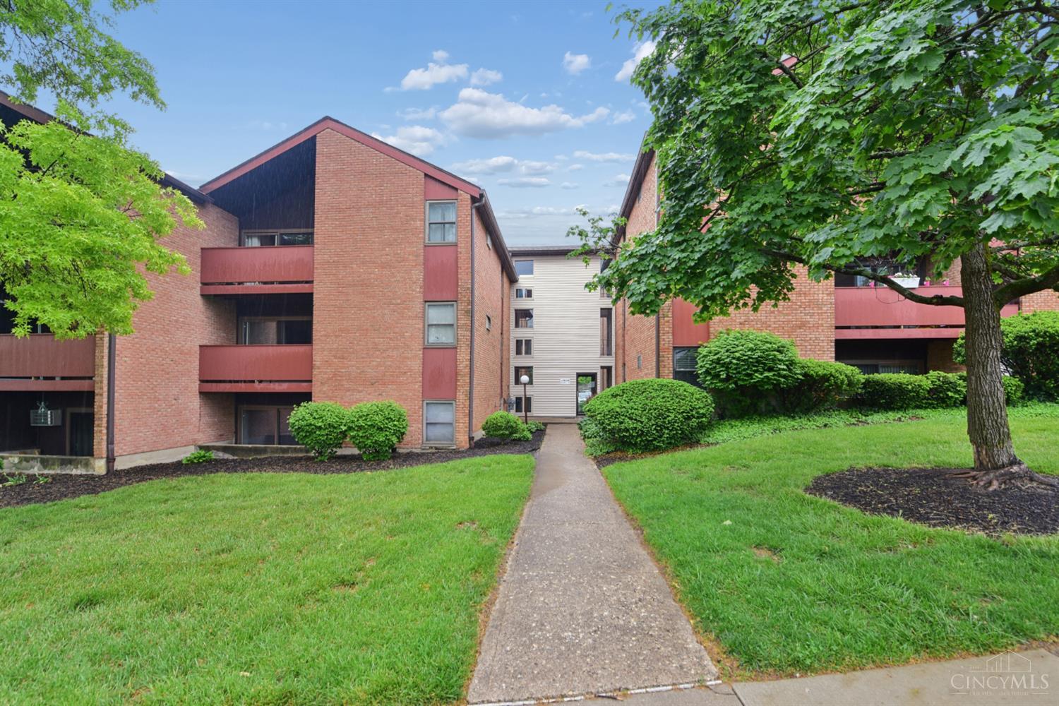 4808 Chalet Drive 1106