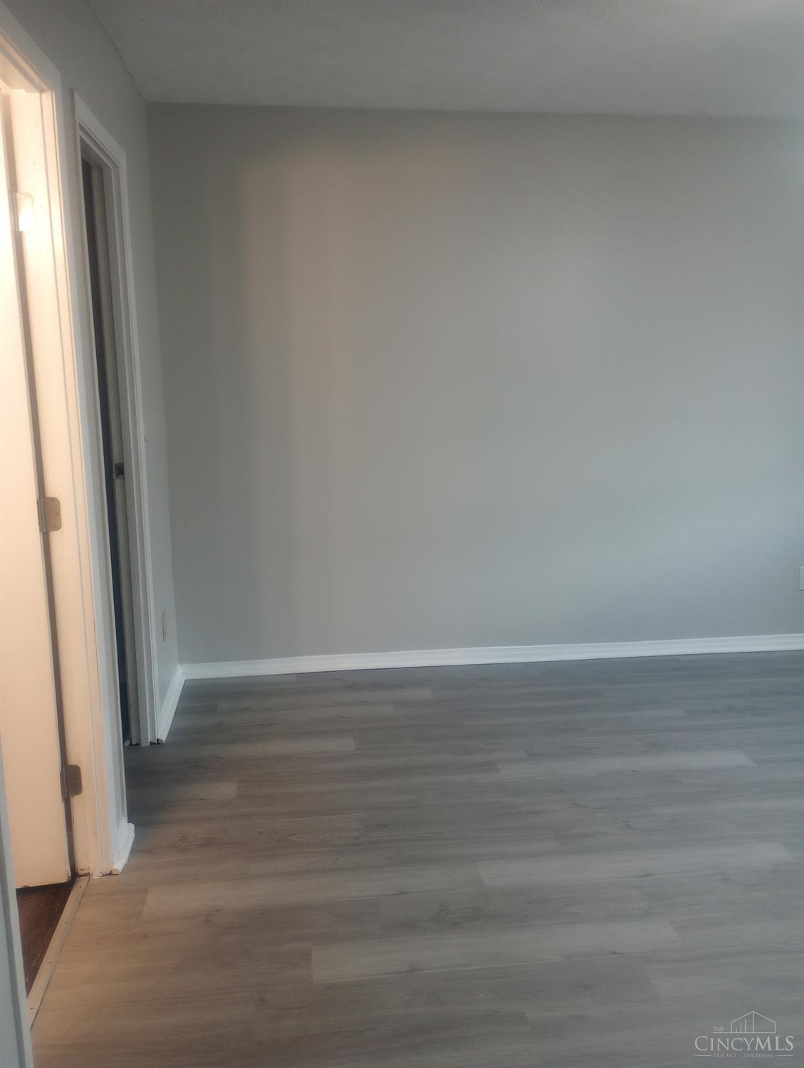 7217 Creekview Drive