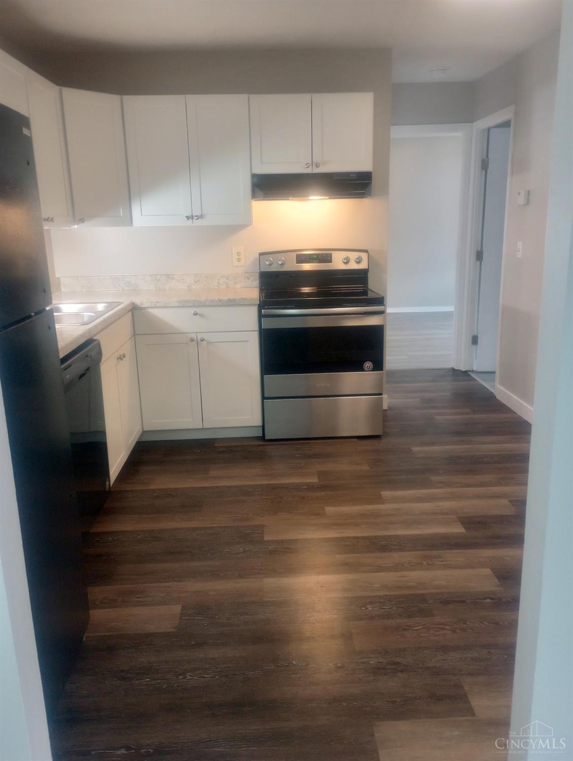 7217 Creekview Drive