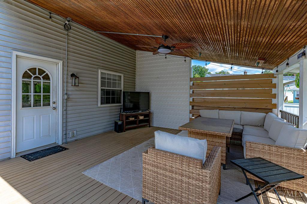 184 Spyglass Court