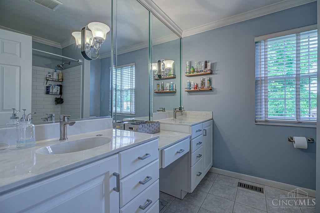 184 Spyglass Court