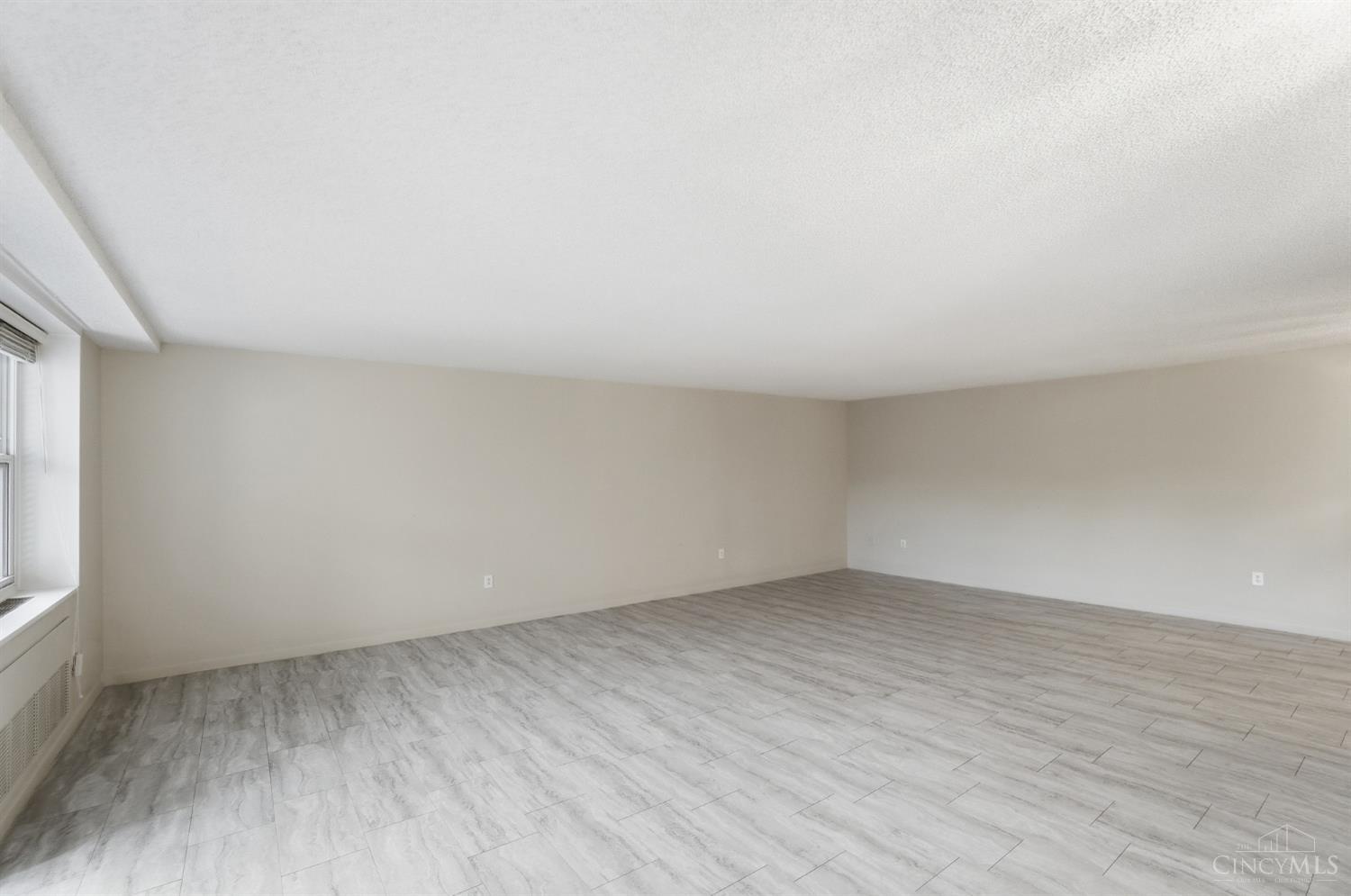 2444 Madison Road 408