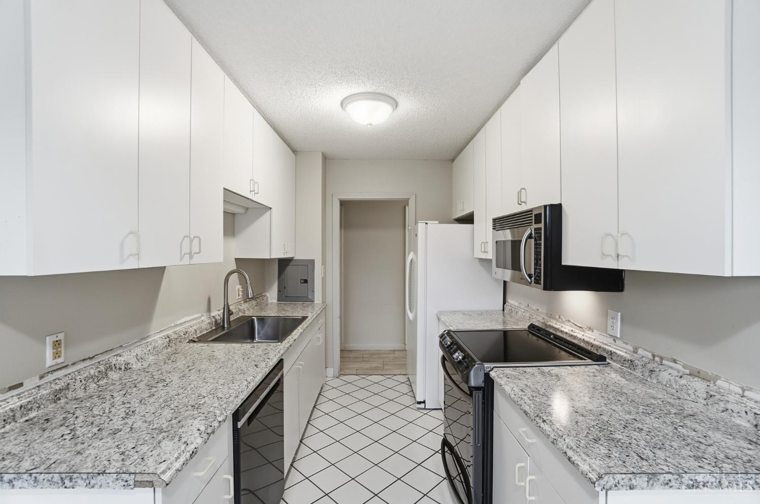 2444 Madison Road 408