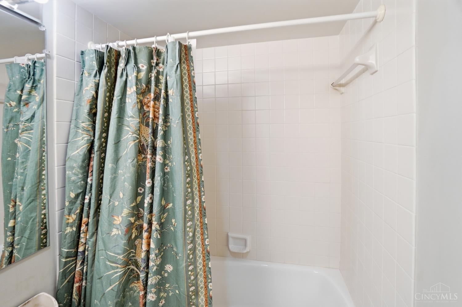 2444 Madison Road 408