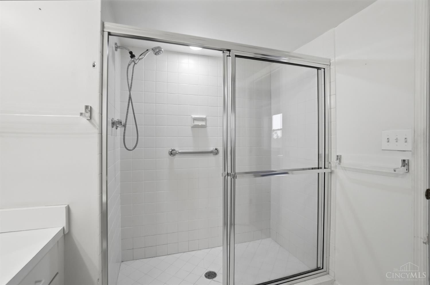 2444 Madison Road 408