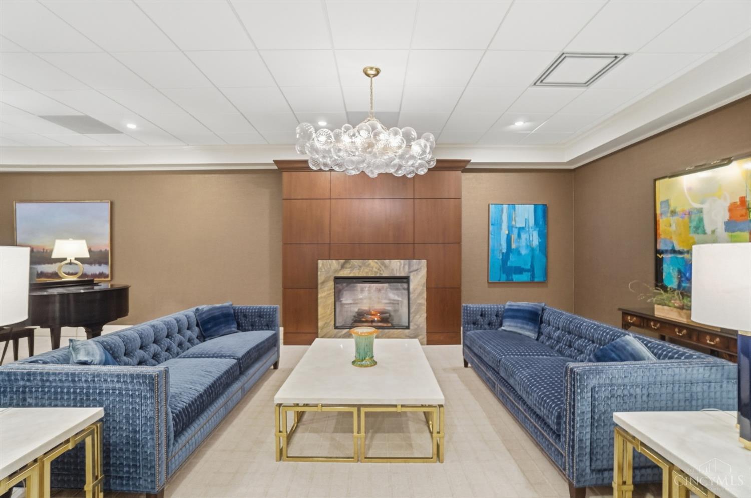 2444 Madison Road 408