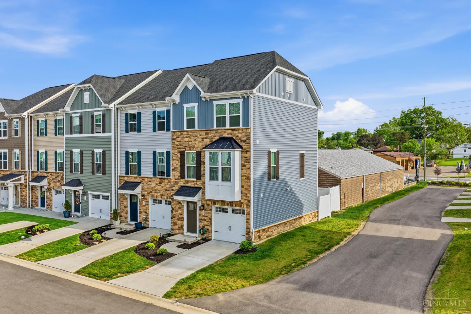 22 Wentworth Lane