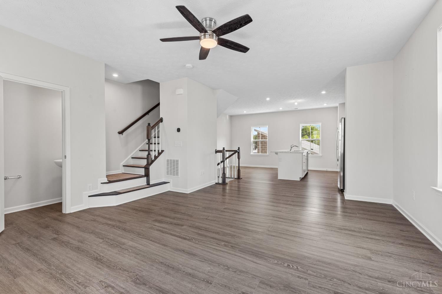 22 Wentworth Lane
