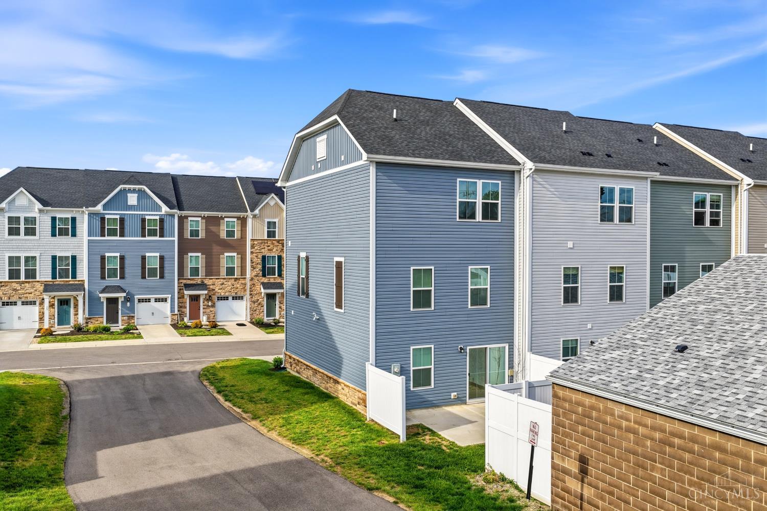 22 Wentworth Lane