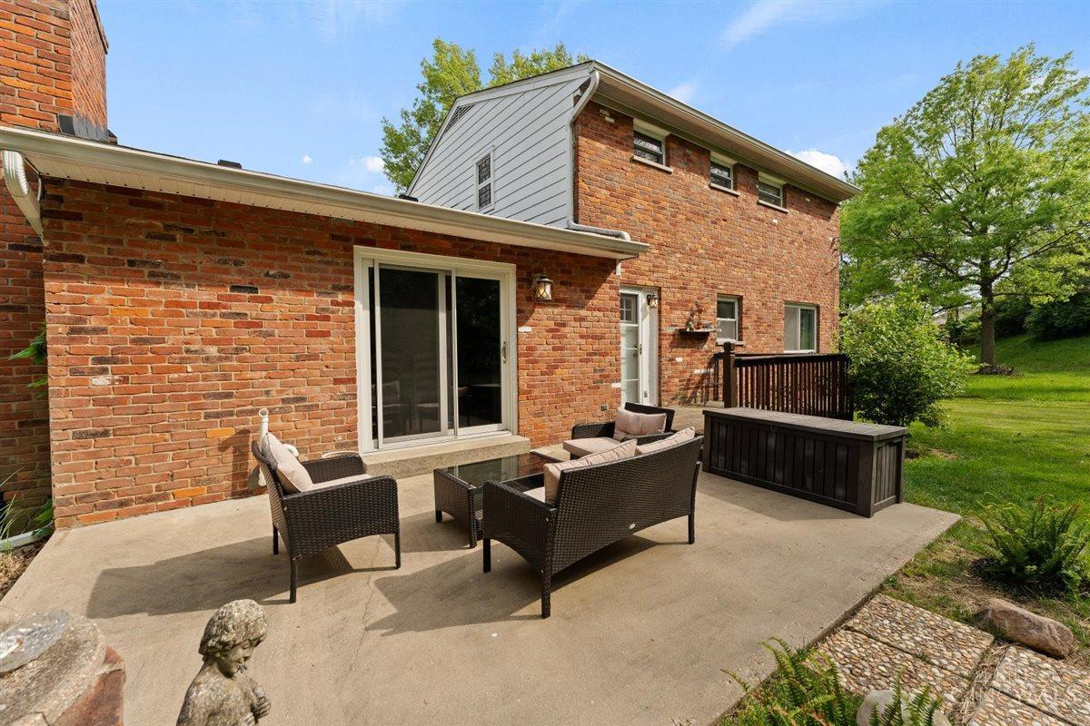 5249 Blenheim Court