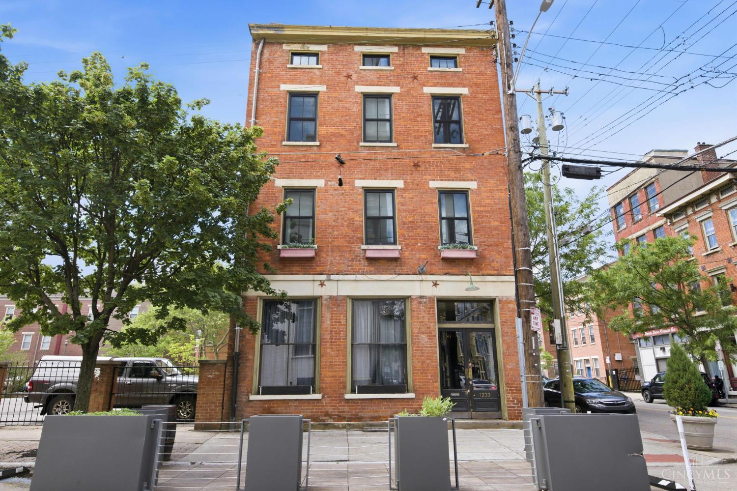 111 E 13th Street 1