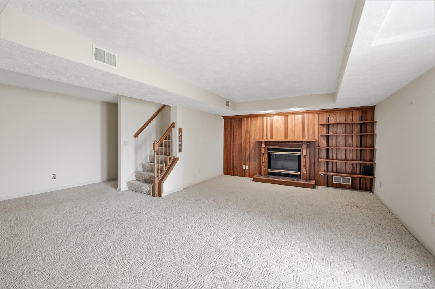 3040 Country Woods Lane 13