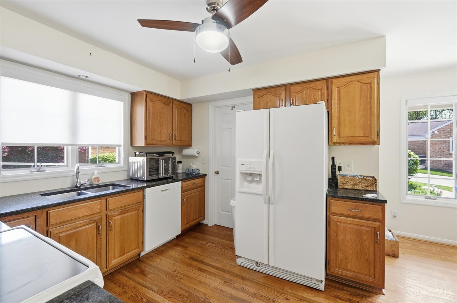 3040 Country Woods Lane 13