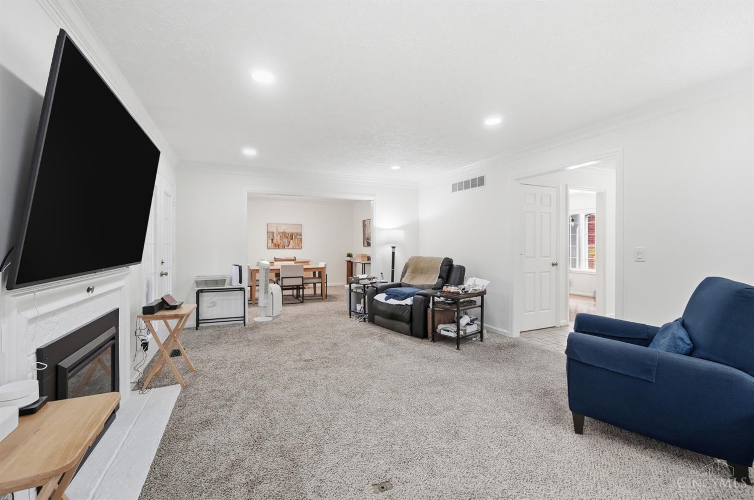 3040 Country Woods Lane 13
