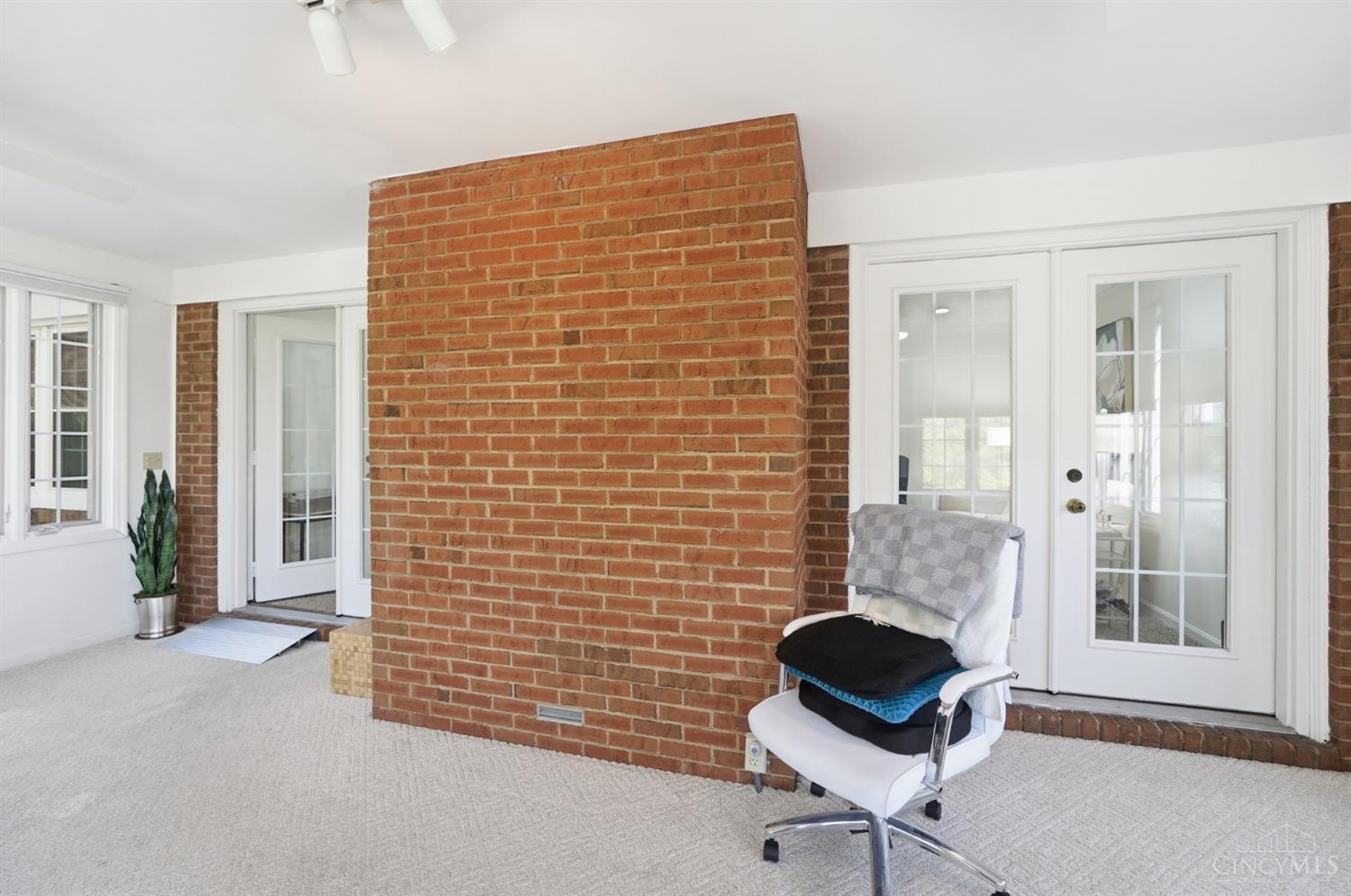 3040 Country Woods Lane 13