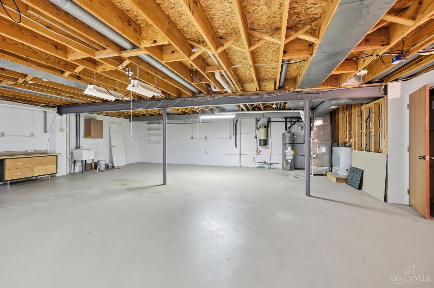 3040 Country Woods Lane 13