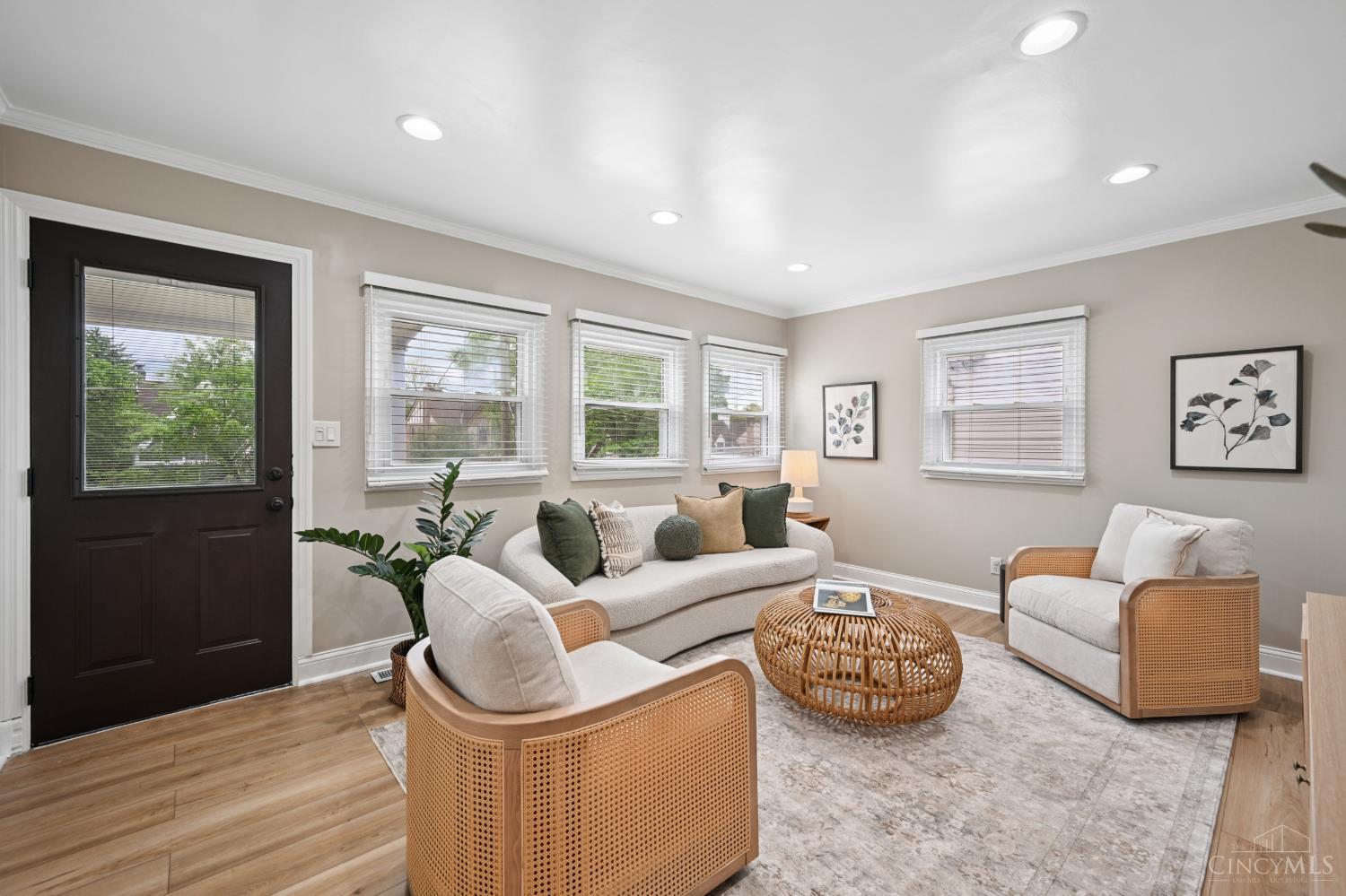 3395 Ault View Avenue