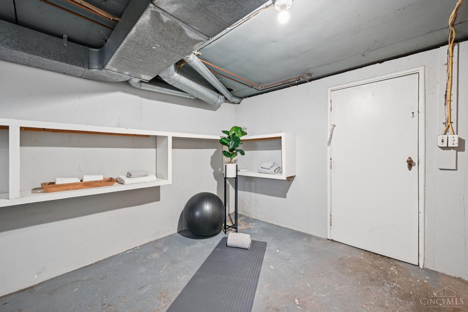 3395 Ault View Avenue