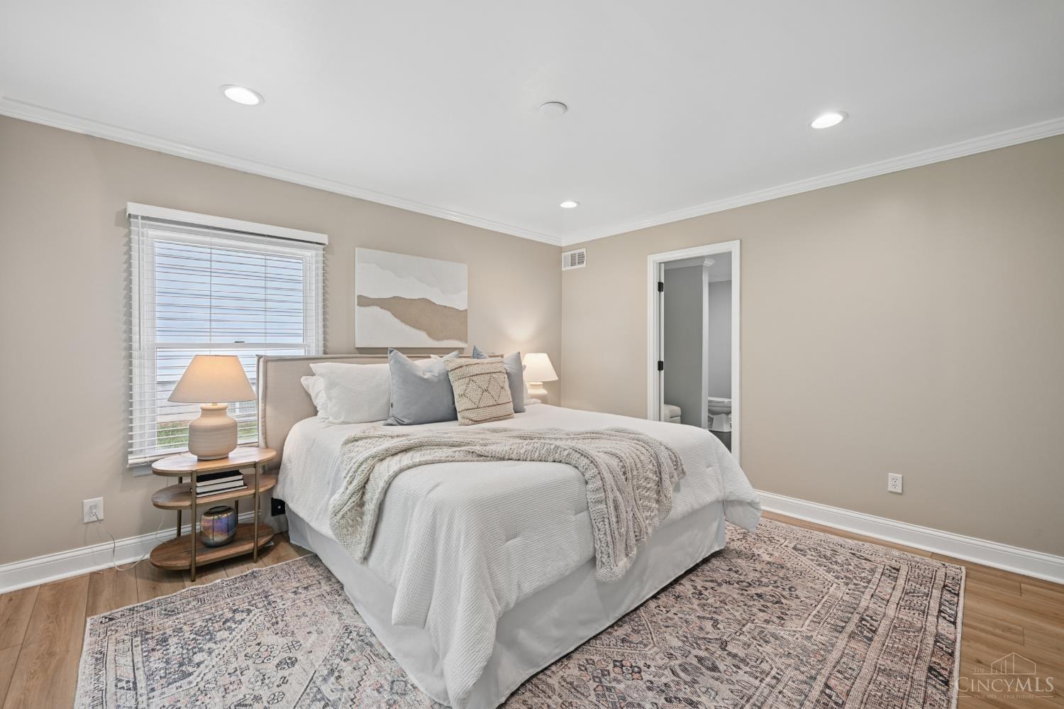 3395 Ault View Avenue