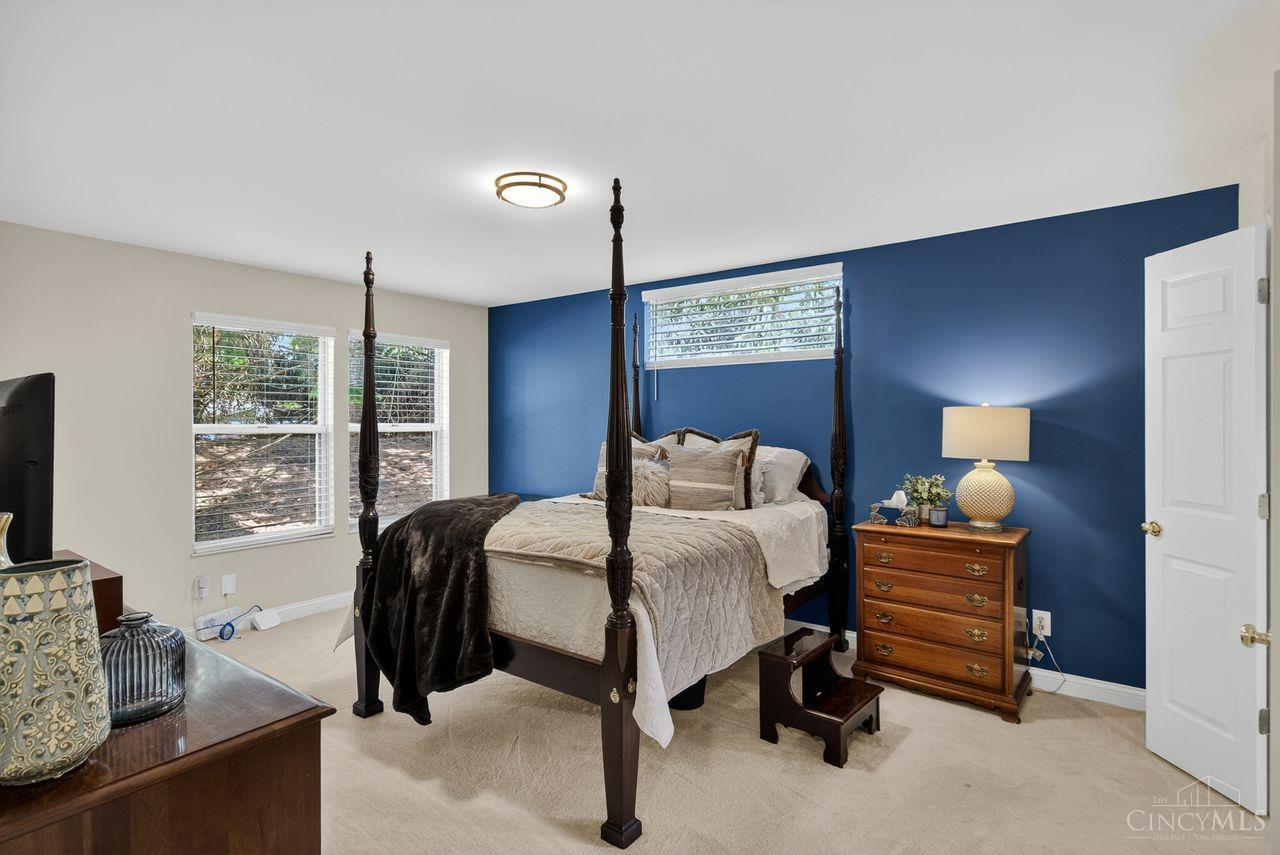 9940 Shorewood Lane