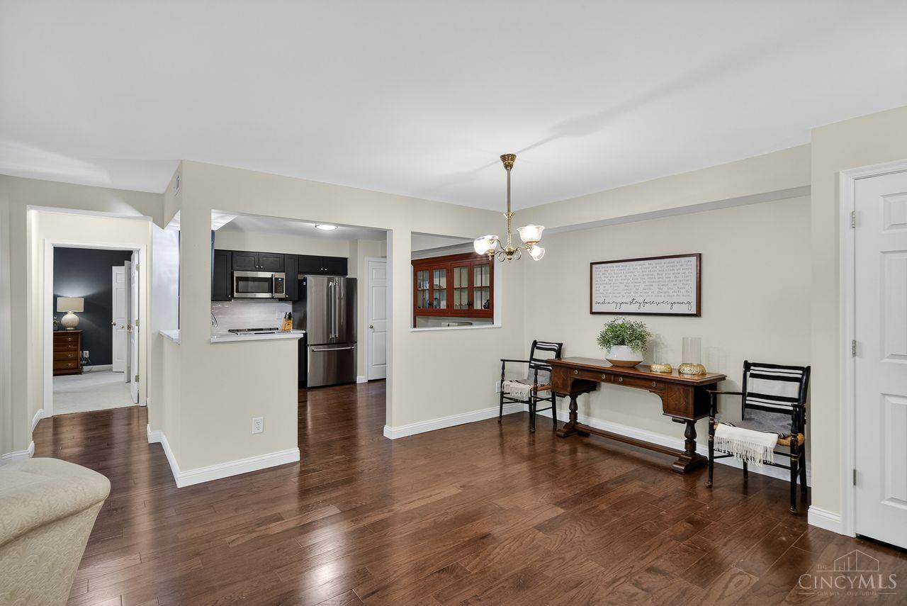 9940 Shorewood Lane
