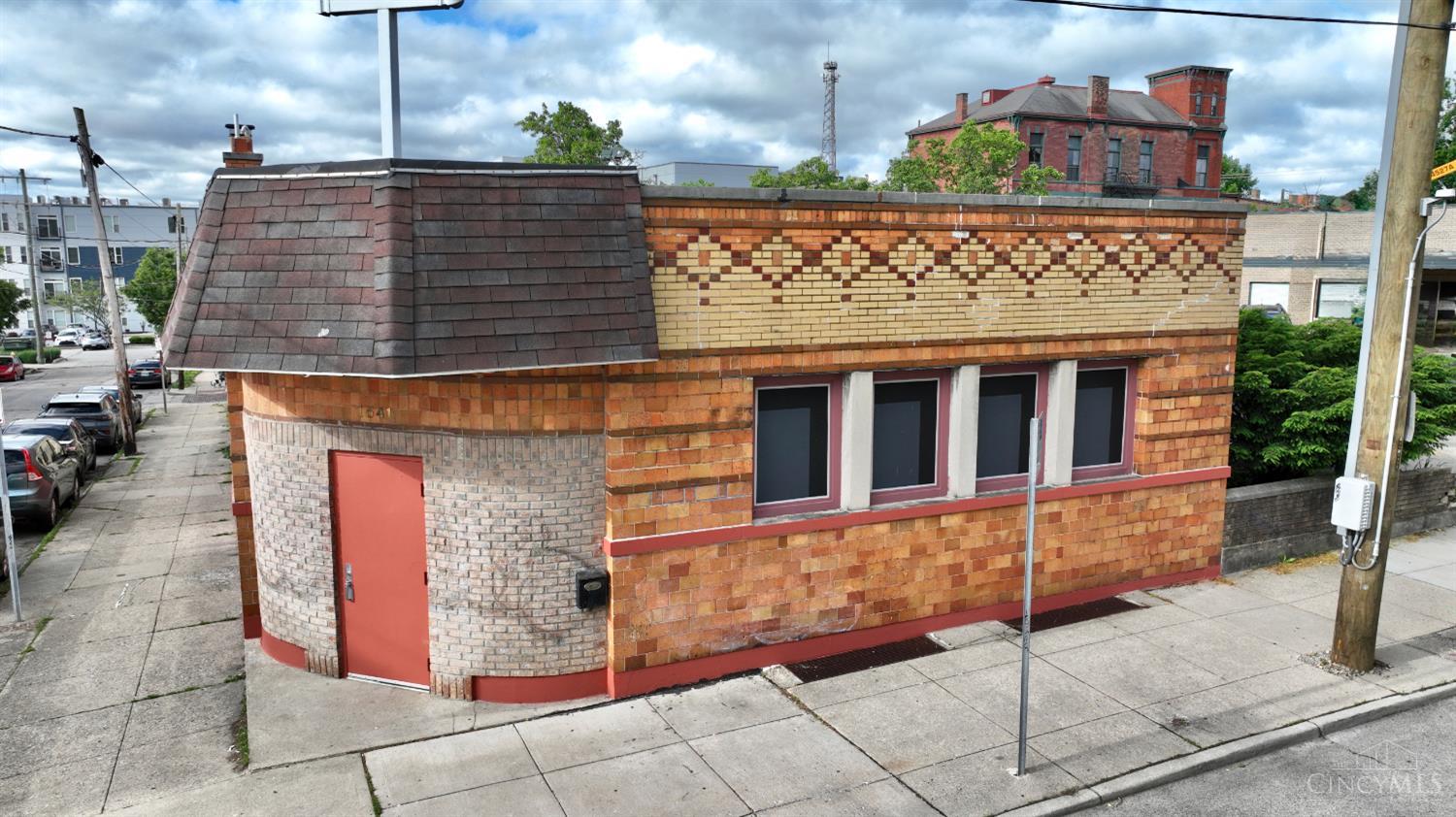 1541 Knowlton Street