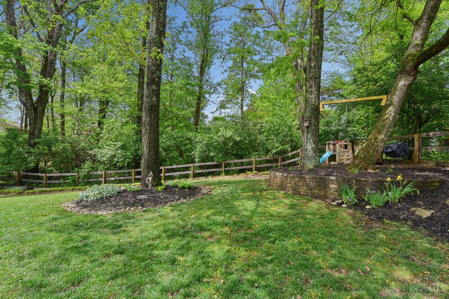 119 Lexington Drive