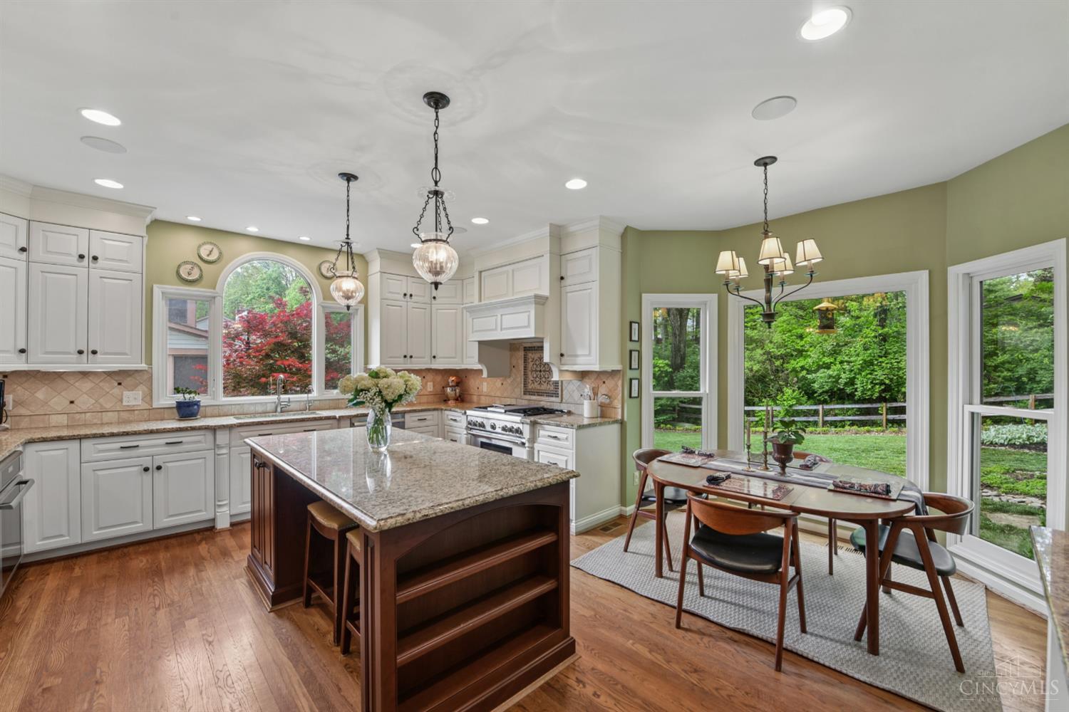 119 Lexington Drive